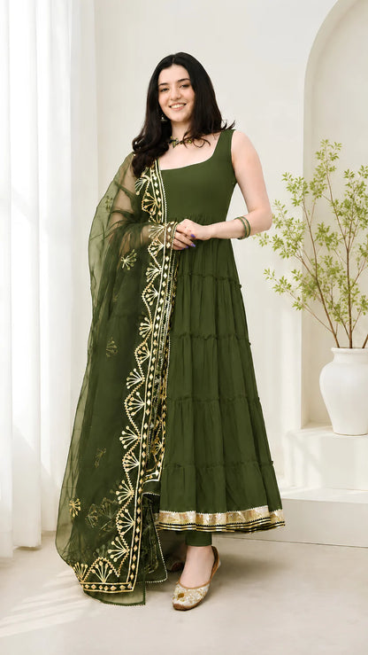 Women’s Elegant Long Kurta & Embroidered Dupatta Set