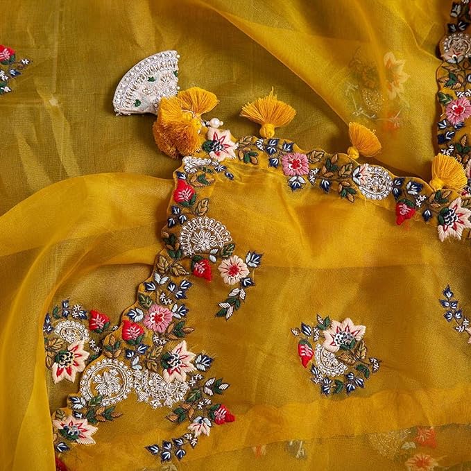 Best selling fancy & Desiner Saree With Desiner Full Stich Blouse